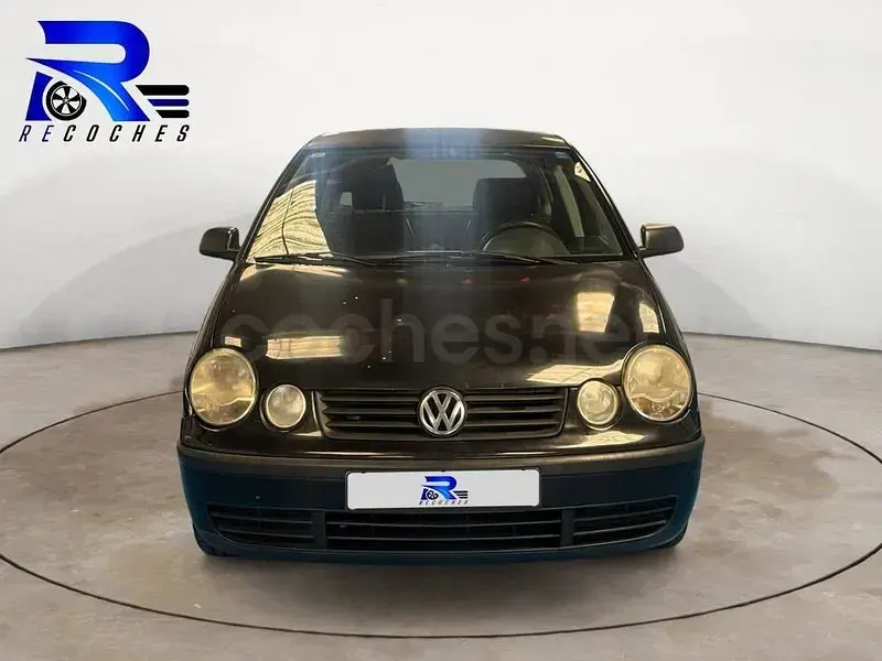 Usado VW Polo Conceptline 65 CV (47 kW) 2002 Negro Utilitario