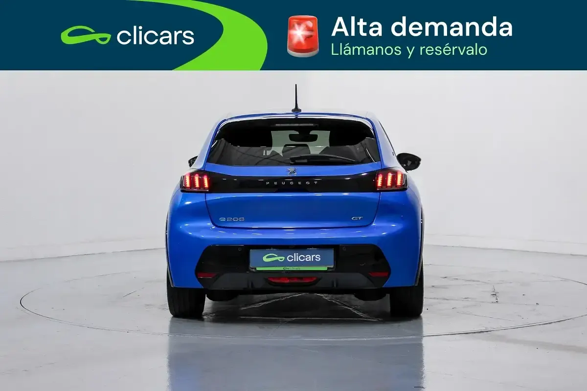 Usado Peugeot e-208 GT 100 kW (136 CV) 2021 Azul Utilitario