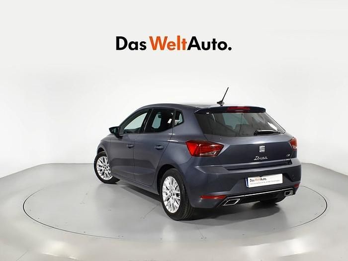 Gris Usado 2025 Seat Ibiza FR Berlina | 20.100 € (Un poco caro) - Imagen 1/4