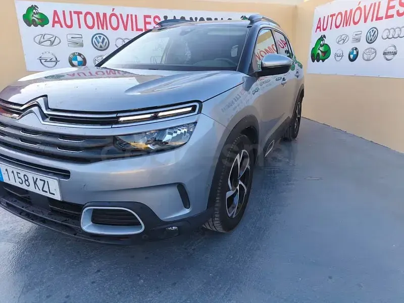 Usado Citroën C5 Aircross Comfort 177 CV (130 kW) 2019 Gris / plata SUV