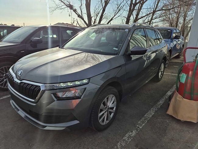 Usado Skoda Kamiq Selection 150 CV (110 kW) 2024 Gris SUV