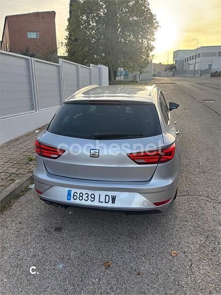 Usado Seat Leon ST XCELLENCE 150 CV (110 kW) 2020 Gris / plata Familiar