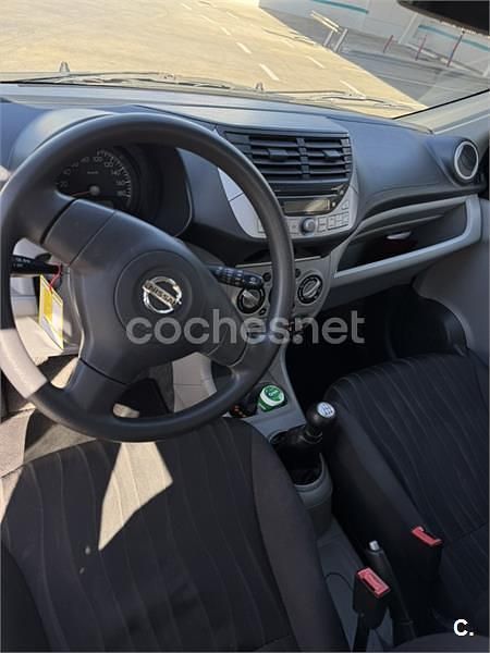 Usado Nissan Pixo Acenta 68 HP (50 kW) 2010 Preto Citadino