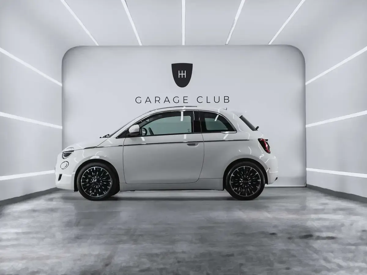 Usado Fiat 500e 86 kW (118 CV) 2024 Blanco Berlina