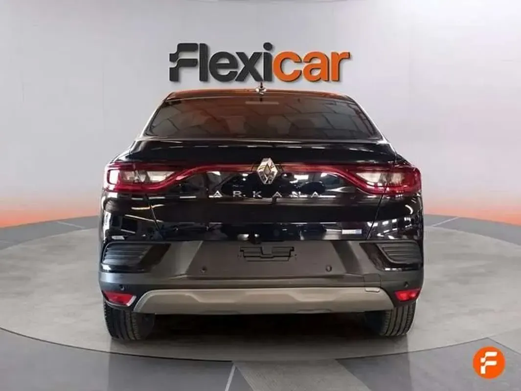 Usado Renault Arkana Engineered 145 CV (106 kW) 2022 Negro SUV