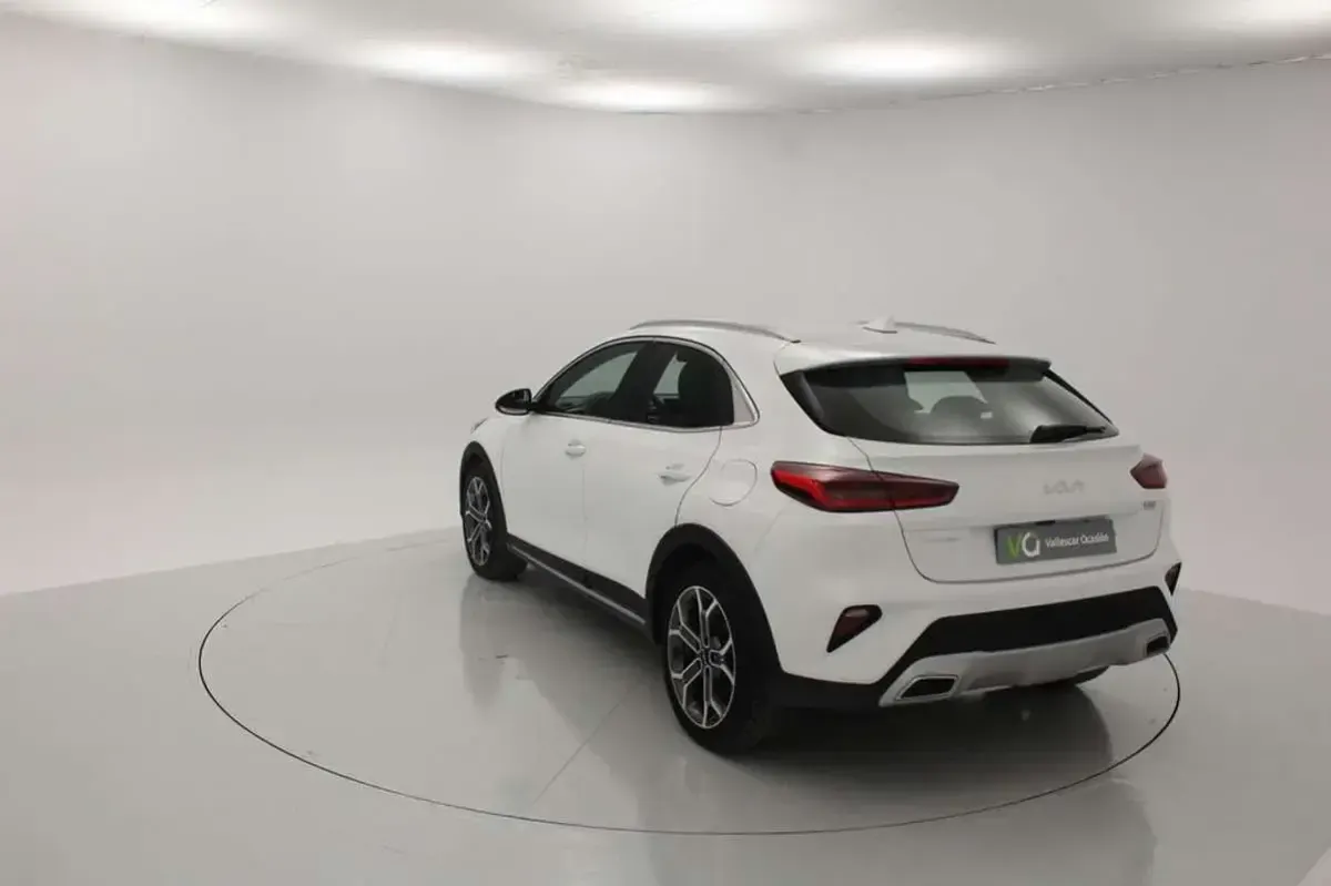 Usado Kia XCeed 162 CV (119 kW) 2021 Blanco SUV