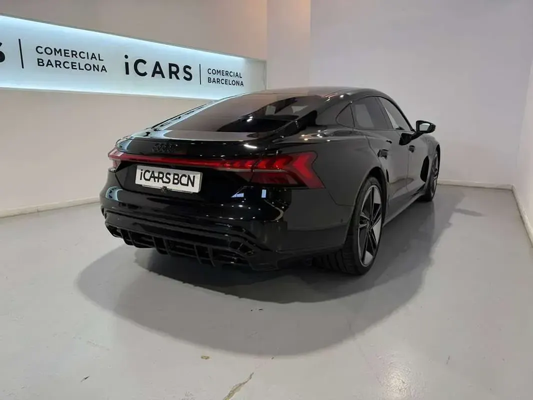 Usado Audi e-tron GT quattro 430 kW (585 CV) 2021 Blanco Berlina