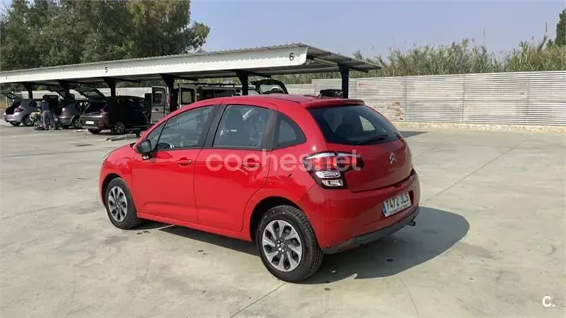 Usado Citroën C3 Live 68 CV (50 kW) 2016 Rojo Berlina