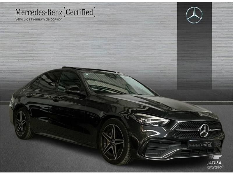 Usado Mercedes C220 AMG line 200 CV (147 kW) 2025 Gris Berlina