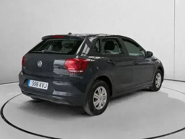 Usado VW Polo Edition 65 CV (47 kW) 2019 Gris / plata Utilitario