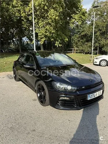 Usado VW Scirocco R 265 CV (194 kW) 2010 Negro Coupe