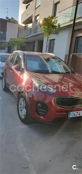 Usado Kia Sportage 115 CV (84 kW) 2016 Rojo SUV