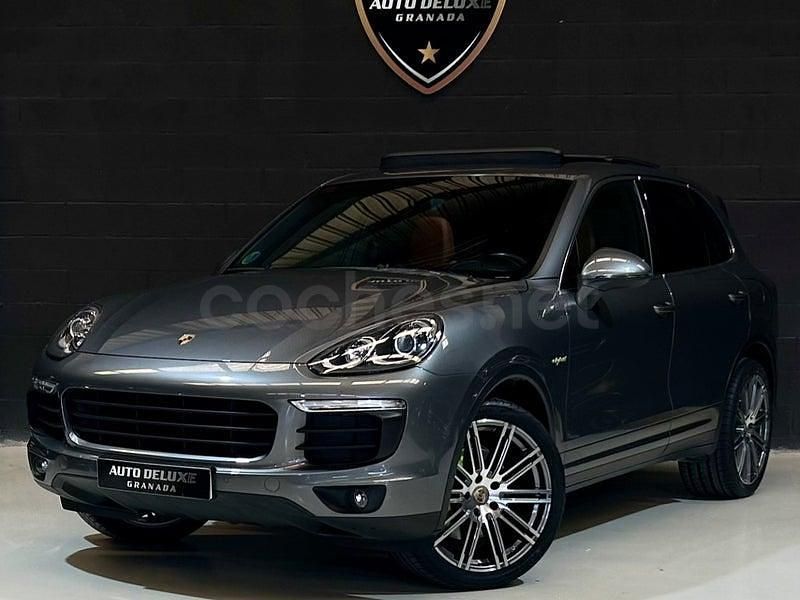 Usado Porsche Cayenne S E-Hybrid 416 CV (305 kW) 2016 Gris / plata SUV