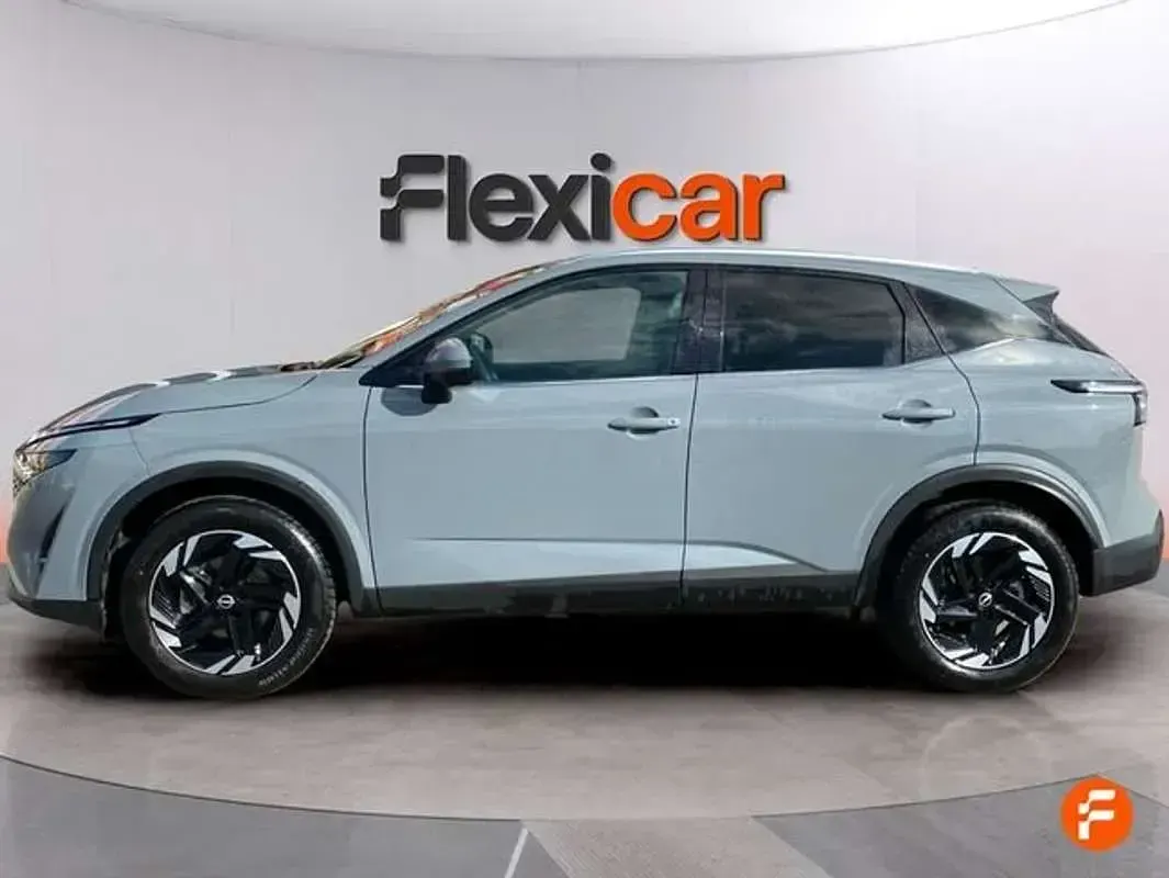 Usado Nissan Qashqai N-Connecta 140 CV (102 kW) 2025 Gris SUV