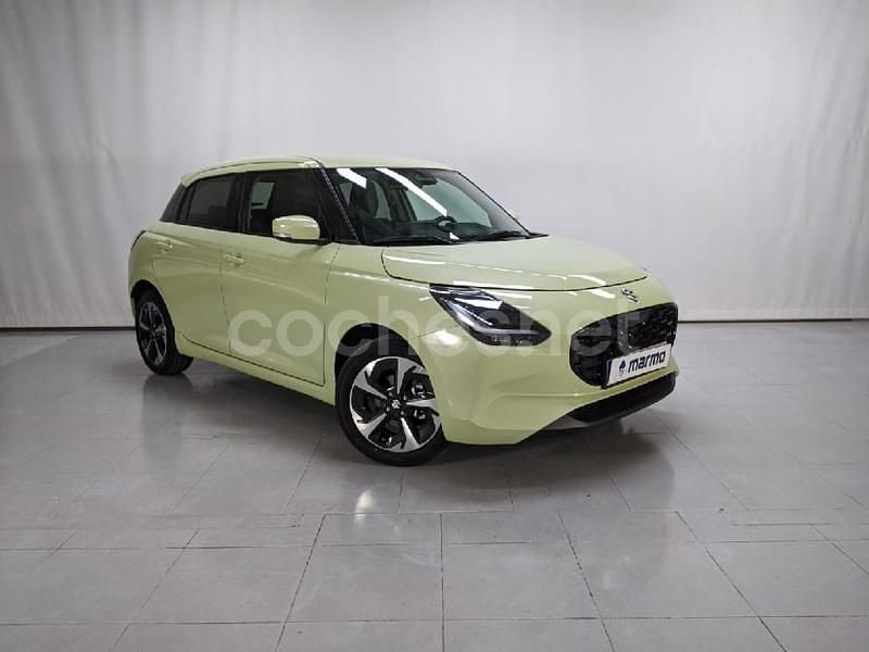 Amarillo Nuevo 2025 Suzuki Swift Berlina | 20.365 € - Imagen 1/4