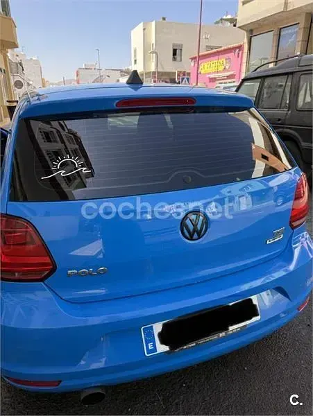 Usado VW Polo 95 HP (69 kW) 2014 Azul Sedan