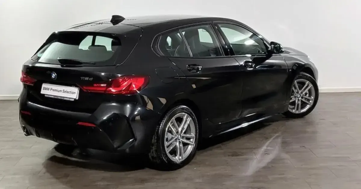 Käytetty BMW 120 190 HP (139 kW) 2023 Viistoperä