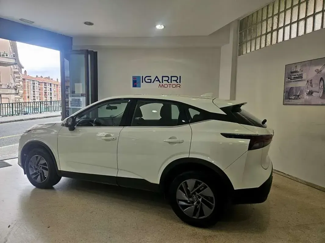 Usado Nissan Qashqai Acenta 158 CV (116 kW) 2022 Blanco SUV