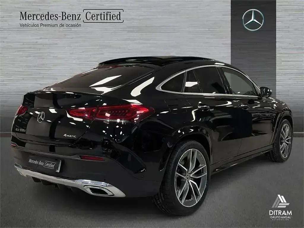 Occasion Mercedes GLE300 272 PK (200 kW) 2023 Zwart SUV