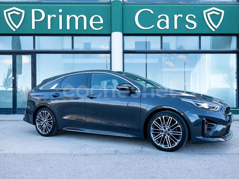 Gris / plata Usado 2020 Kia ProCeed GT-Line Utilitario | 23.490 € (Caro) - Imagen 1/4