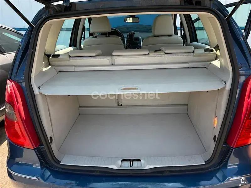 Usado Mercedes A160 95 CV (69 kW) 2009 Azul Monovolumen