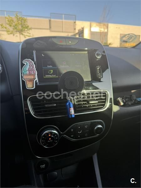 Blanco Usado 2017 Renault Clio IV LIMITED Berlina | 8200 € (Un poco caro) - Imagen 1/1