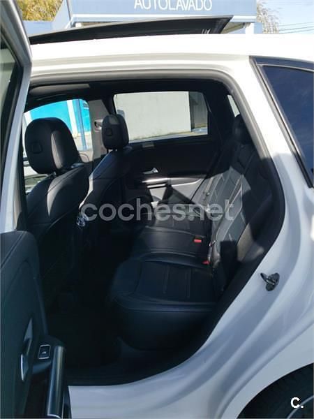Usado Mercedes B200 136 CV (100 kW) 2019 Blanco Monovolumen