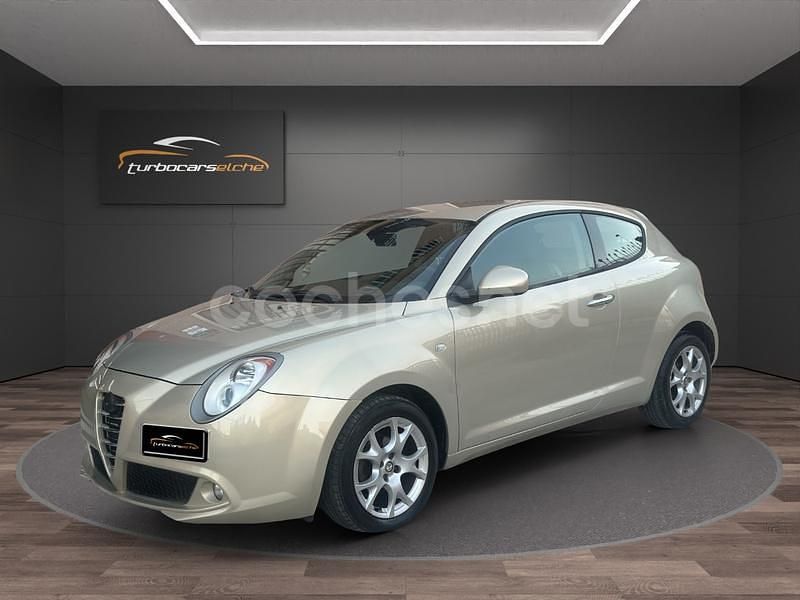 Beige Usado 2010 Alfa Romeo MiTo Utilitario | 6800 € (Un poco caro) - Imagen 1/4