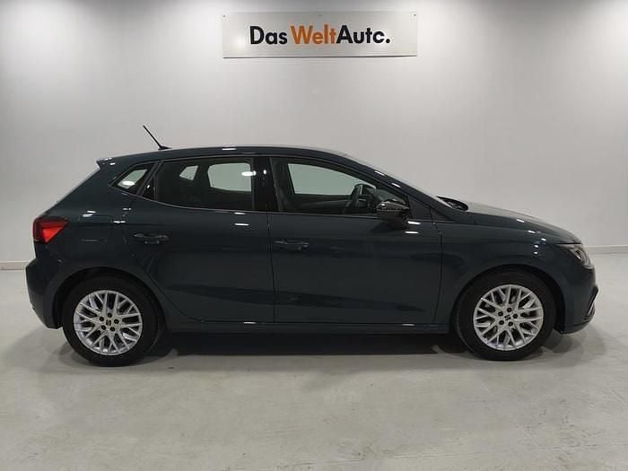 Usado Seat Ibiza FR 115 CV (84 kW) 2024 Azul Utilitario