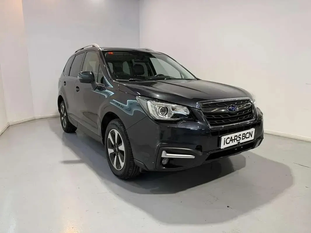 Usado Subaru Forester 148 CV (108 kW) 2017 Gris SUV