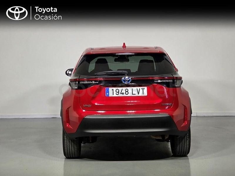 Usado Toyota Yaris Cross Plus 116 CV (85 kW) 2021 Rojo SUV
