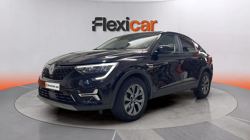 Käytetty Renault Arkana Evolution 160 HP (117 kW) 2024 Musta Katumaasturi