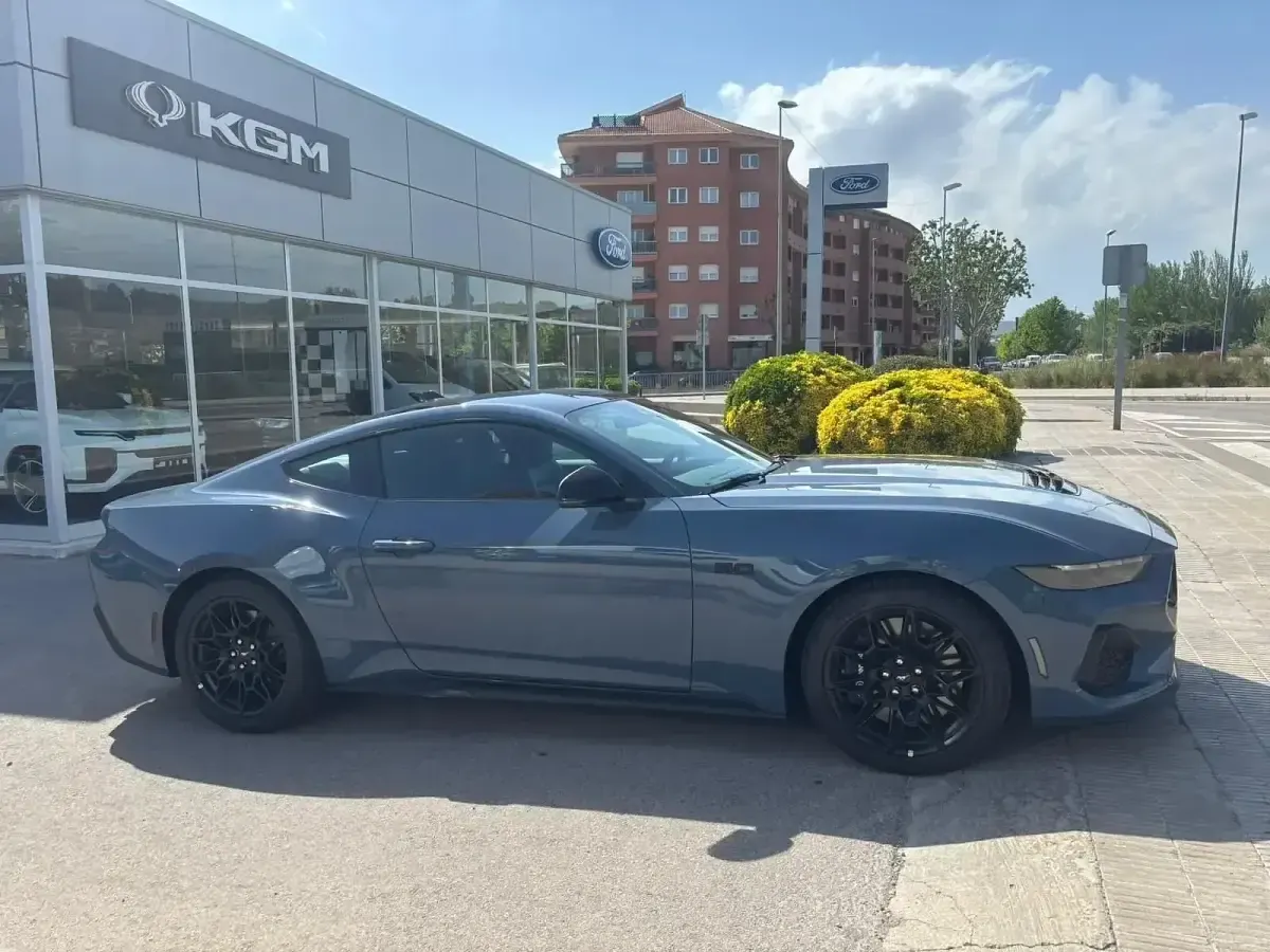 Nuevo Ford Mustang GT 446 CV (328 kW) 2026 Azul Coupe