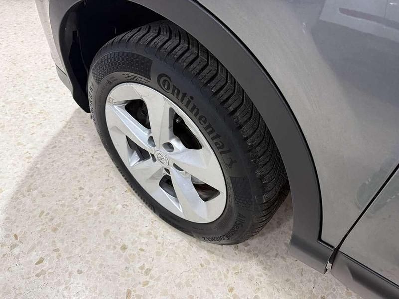 Usado Nissan Qashqai Acenta 116 CV (85 kW) 2020 Gris SUV