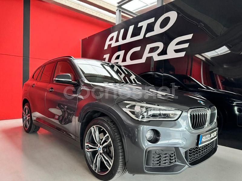 Gris / plata Usado 2018 BMW X1 Comfort Edition SUV | 23.990 € (Caro) - Imagen 1/4