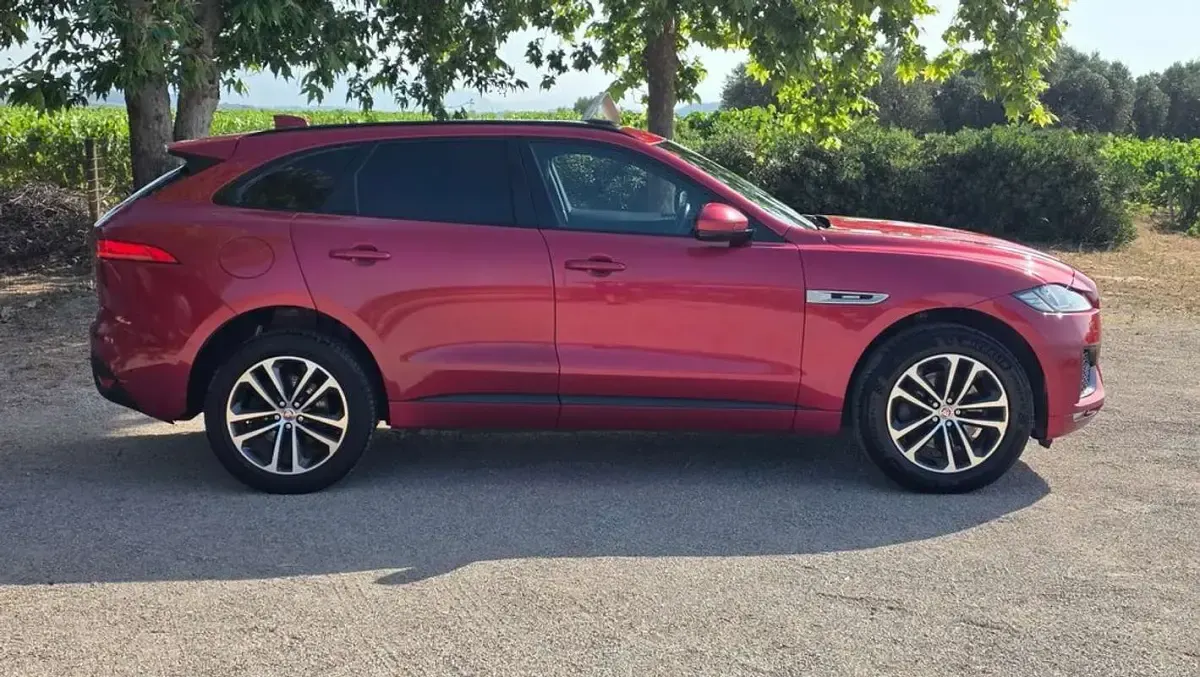 Usado Jaguar F-Pace S 300 CV (220 kW) 2018 Burdeos SUV
