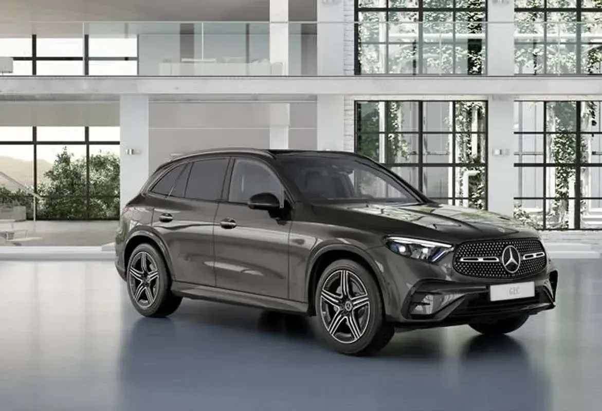 Usado Mercedes GLC200 207 CV (152 kW) 2025 Gris SUV
