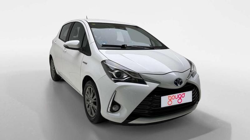 Usado Toyota Yaris Active 116 CV (85 kW) 2020 Blanco Berlina