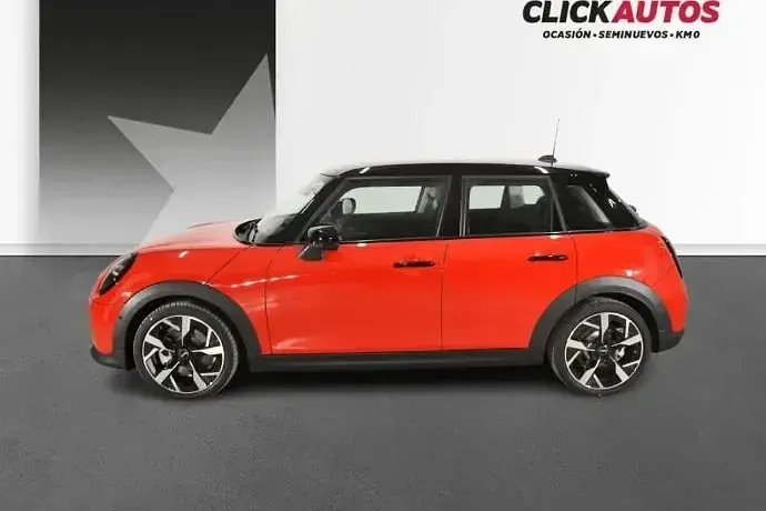 Usado Mini Cooper Classic 114 kW (156 CV) 2025 Rojo Utilitario