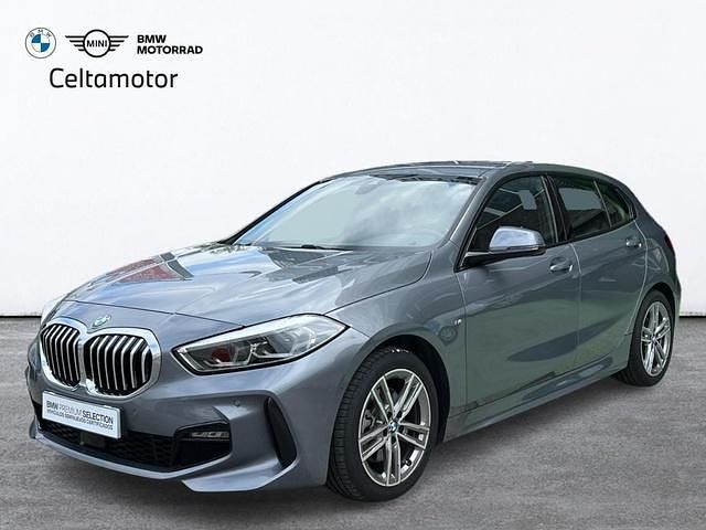 Skyscraper grau metalizado Usado 2024 BMW 118 Comfort Edition Utilitario | 33.500 € (Un poco caro) - Imagen 1/4