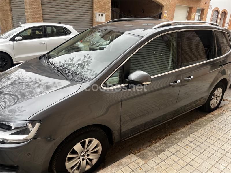 Gris / plata Usado 2012 VW Sharan Advance Monovolumen | 10.850 € (Buen precio) - Imagen 1/4