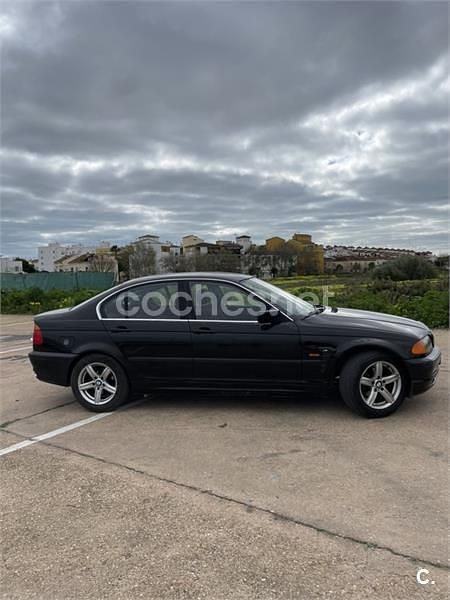 Usado BMW 320 150 CV (110 kW) 1999 Negro Berlina