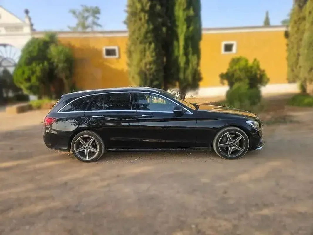 Usado Mercedes C250 204 CV (150 kW) 2017 Negro Familiar