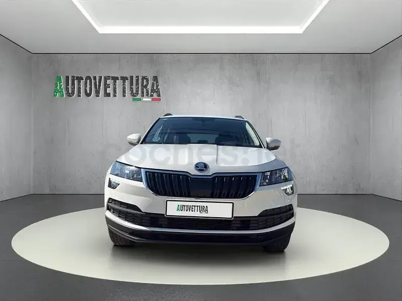 Usado Skoda Karoq Ambition 150 CV (110 kW) 2020 Blanco SUV