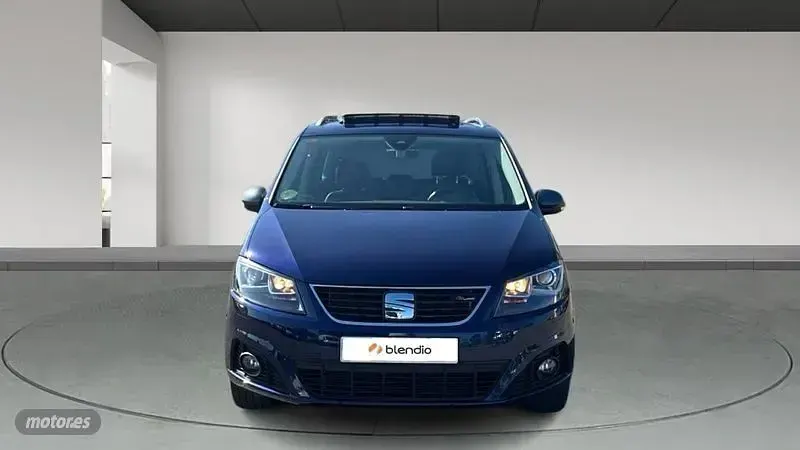 Usado Seat Alhambra FR-Line 150 CV (110 kW) 2021 Azul Monovolumen
