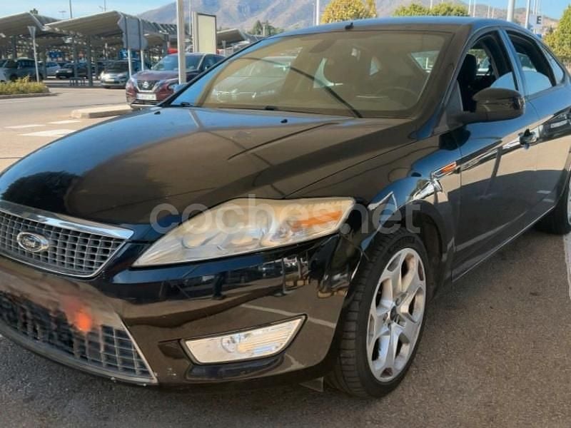 Usado Ford Mondeo Trend 140 CV (102 kW) 2009 Negro Berlina