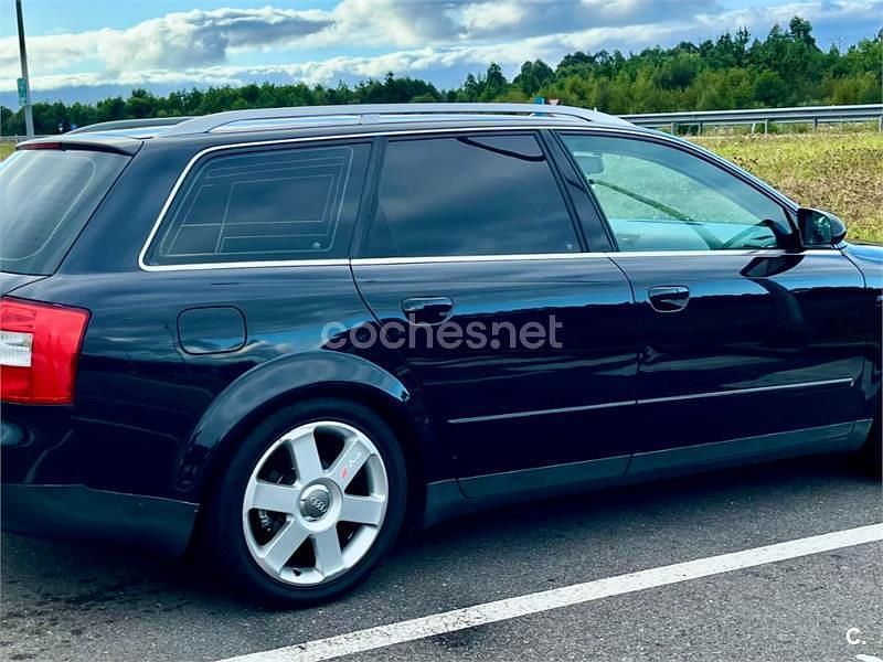 Negro Usado 2003 Audi A4 Sport Familiar | 3900 € (Precio justo) - Imagen 1/4