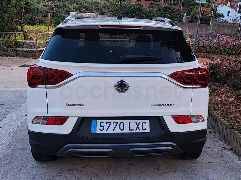 Usado SsangYong Korando Limited 149 CV (109 kW) 2022 Blanco SUV