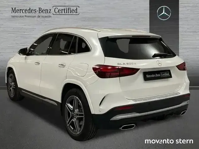 Usado Mercedes GLA200 150 CV (110 kW) 2024 Blanco SUV