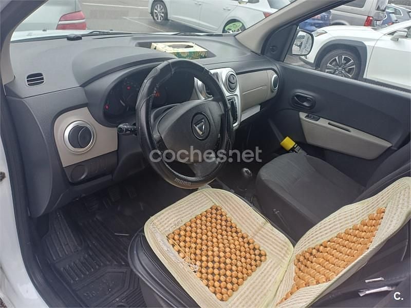 Używany Dacia Lodgy Ambiance 82 KM (60 kW) 2012 Biały Minivan